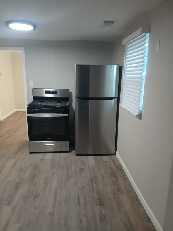 Photo - 1602 N Hughes St