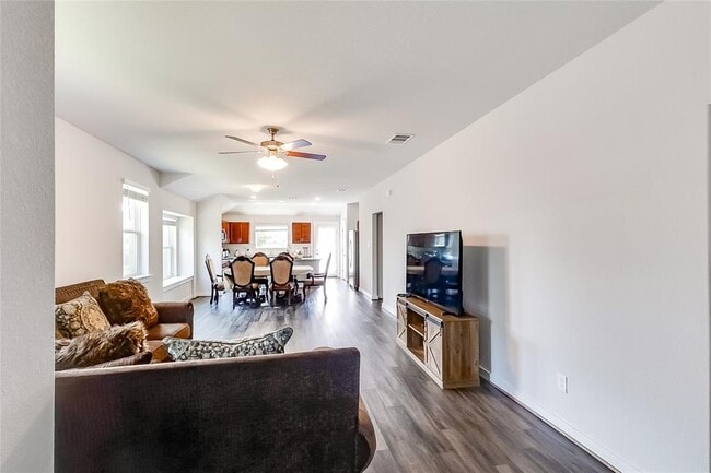 Photo - 1104 Terrace View Dr