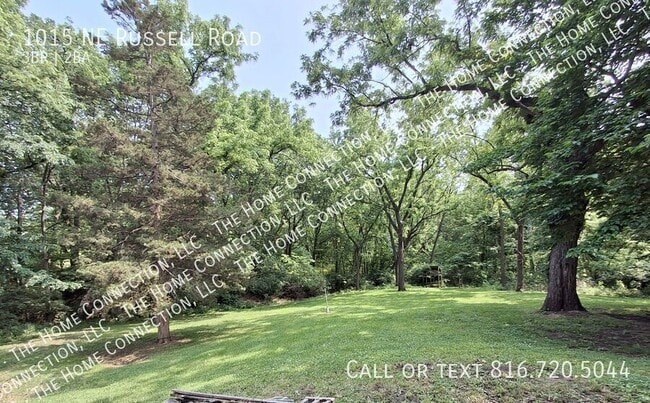 Photo - 1015 NE Russell Rd.