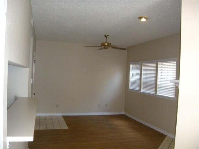 Photo - 3001 Cedar St Unit 104