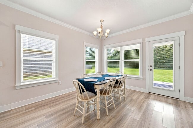Photo - 1118 Pheasant Cir
