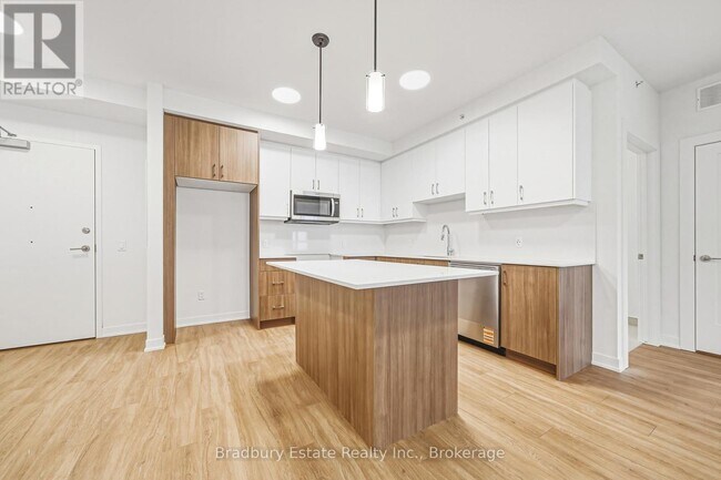 Photo - 155 Greenbrier Rd Unit 301