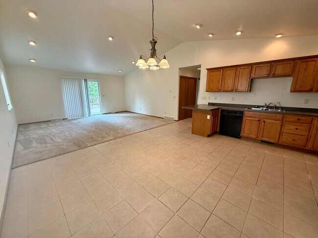 Photo - 149913-149913 Wineberry Ln Unit #149913