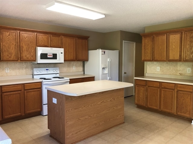 Photo - 338 Averasboro Dr