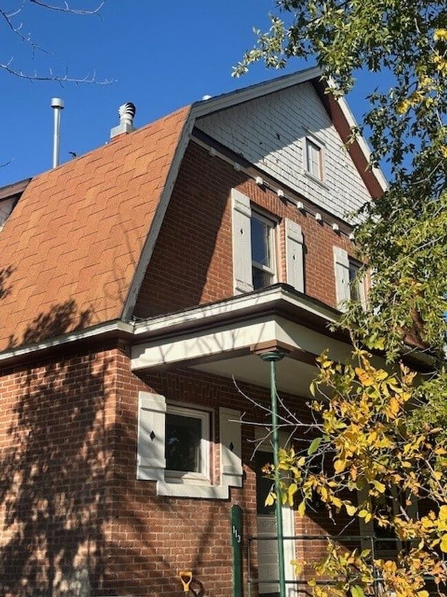 Building Photo - 113 N 6th St Unit #2