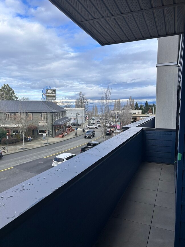 Photo - 164-2164 Alberni Hwy