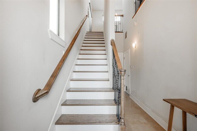 Photo - 4106 Marina St