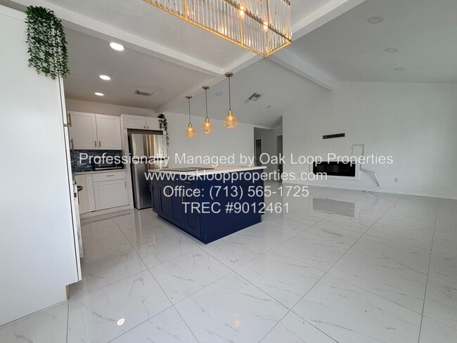 Photo - 15865 Ridgeroe Ln