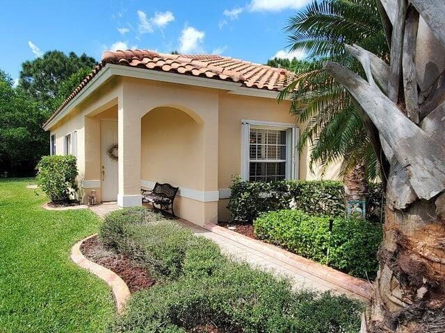 Photo - 430 NW Lismore Ln