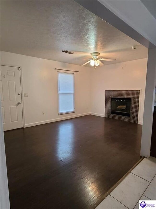 Photo - 1506 W Elm Rd