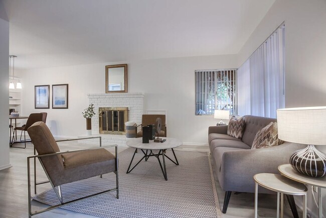 Photo - 350 Gravilla St