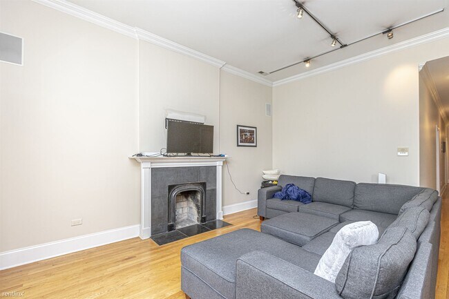 Photo - 3 br, 2 bath Condo - 456 W Armitage Ave