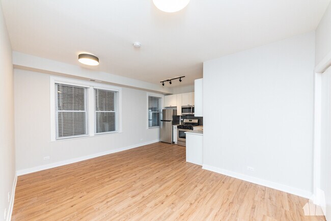 Photo - 665 W Wrightwood Ave Apartamentos Unidad 640