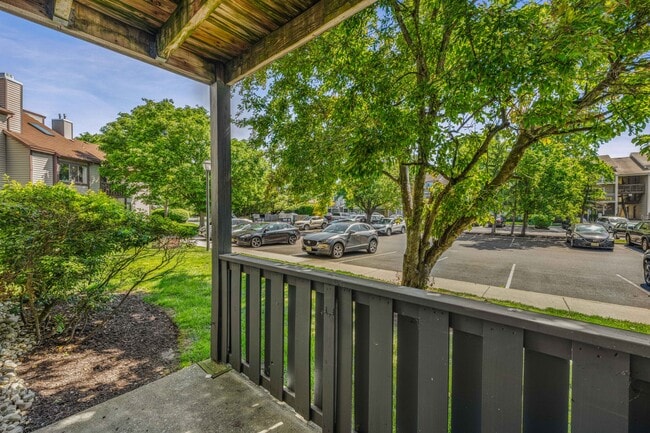 Photo - 5317 Aberdeen Dr