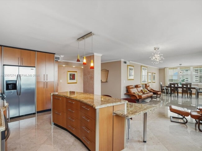 Photo - 251 174th St Unit 1904
