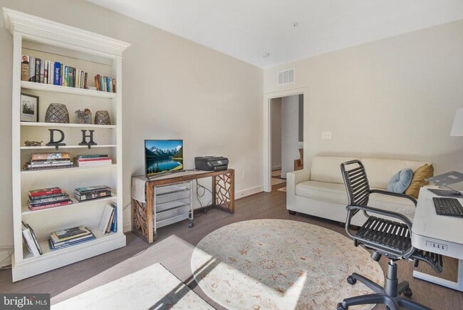 Photo - 813 Rockwell Ave