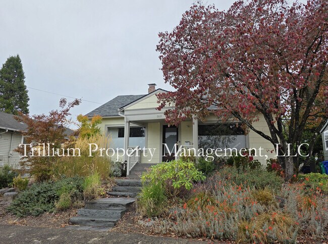 Building Photo - 3015 NE 67th Ave