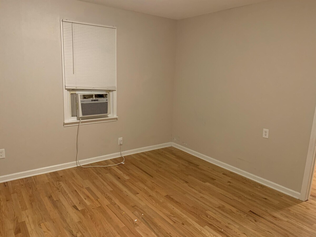 Photo - 1811 1st Ave