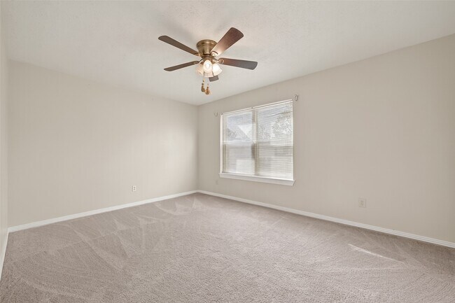 Photo - 2918 Colonel Ct Dr