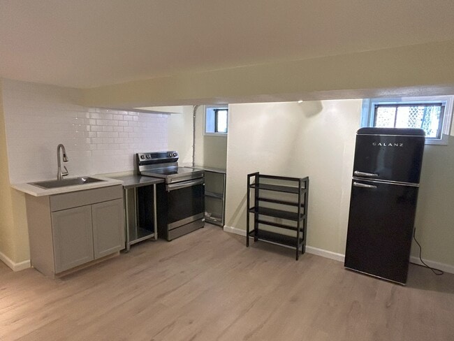 Photo - 1727 N Rosa Parks Way