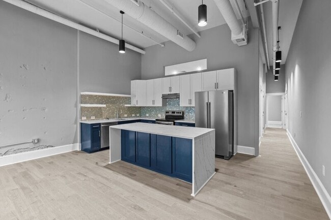 Building Photo - 157 Howard St Unit 1A Rental