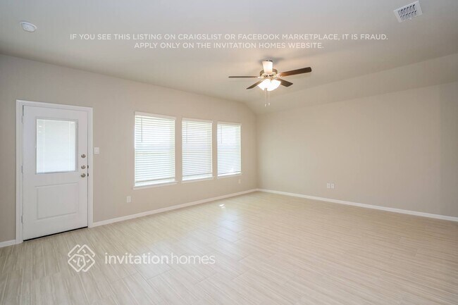 Photo - 437 Blanco Dr