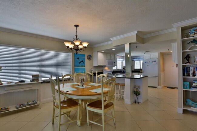 Photo - 5301 S Atlantic Ave Unidad 730