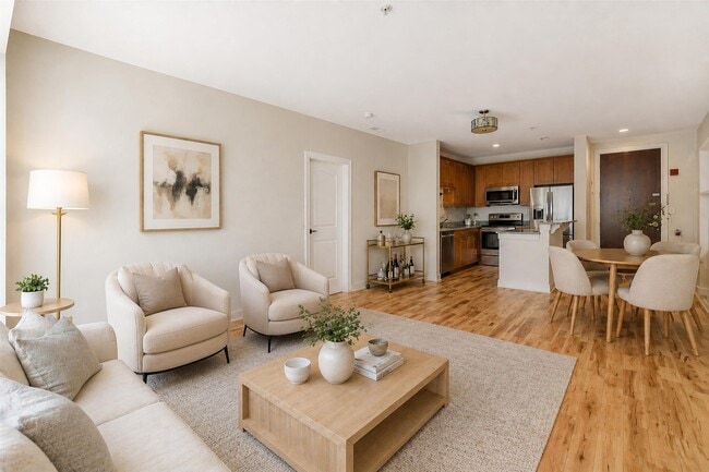 Photo - 22 AVENUE AT Port Unidad #311