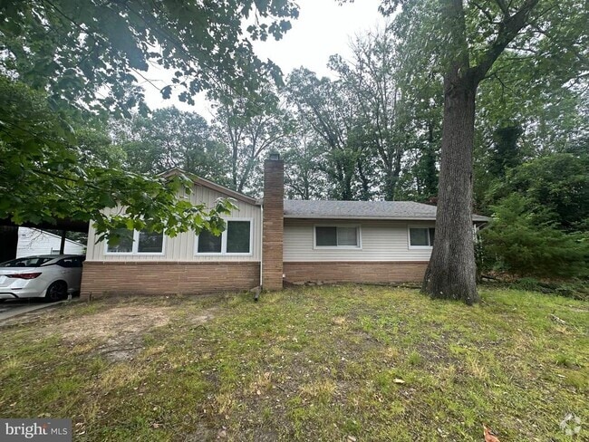 Building Photo - 956 N Main St Rental