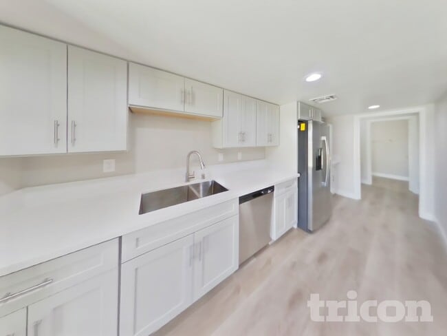 Photo - 3181 Arville St