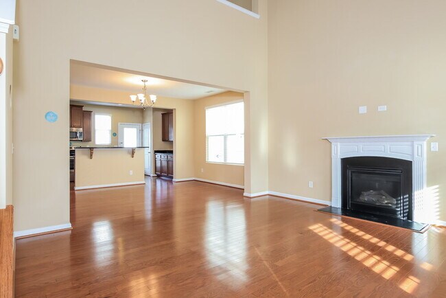 Photo - 4011 Massey Wood Trail