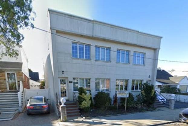 Building Photo - 450 E Park Ave Unit 3