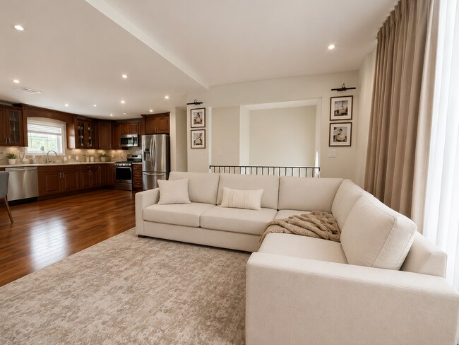 Photo - 13 Woodcrest Dr