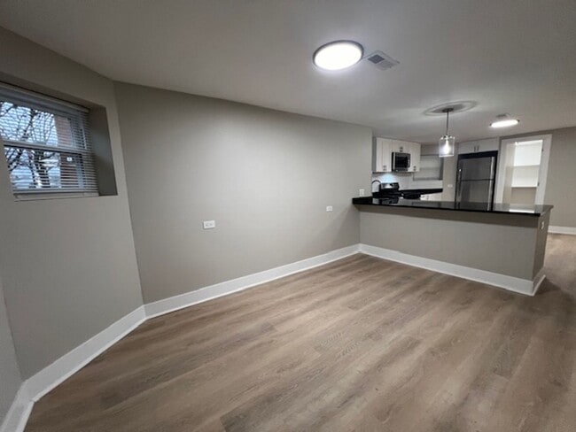 Photo - 3457 N Springfield Ave Unit #G