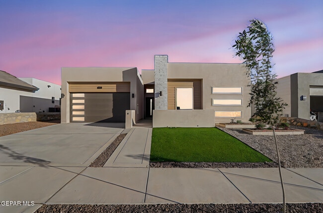 Photo - 828 Eltham Dr