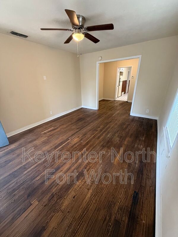 Photo - 3770 Wayside Ave