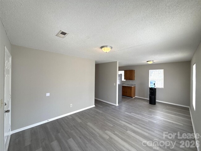 Photo - 333 E Todd Ln