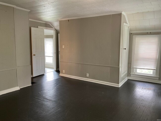 Photo - 1637 St Marys Ave