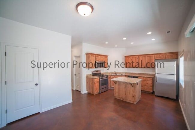 Photo - 3 bed, 2.5 bath town house