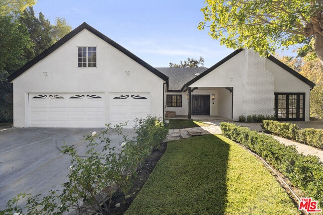 Building Photo - 3217 Hutton Dr Rental
