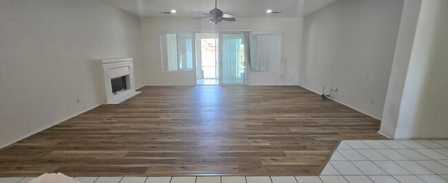 Building Photo - 74594 Moss Rose Dr Rental