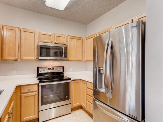 Photo - Rare Find! 2bd2ba2car garage townhome in Cottage Grove