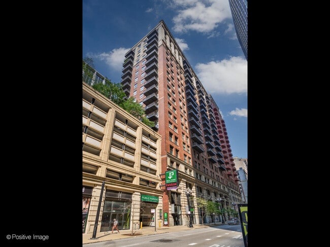Photo - 212 W Washington St Condo Unit 1413