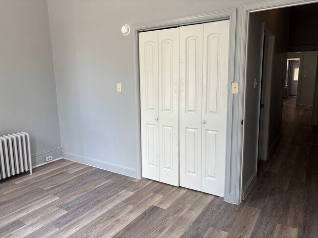 Photo - 1st Floor 2 Bedroom Apartment-York City SD