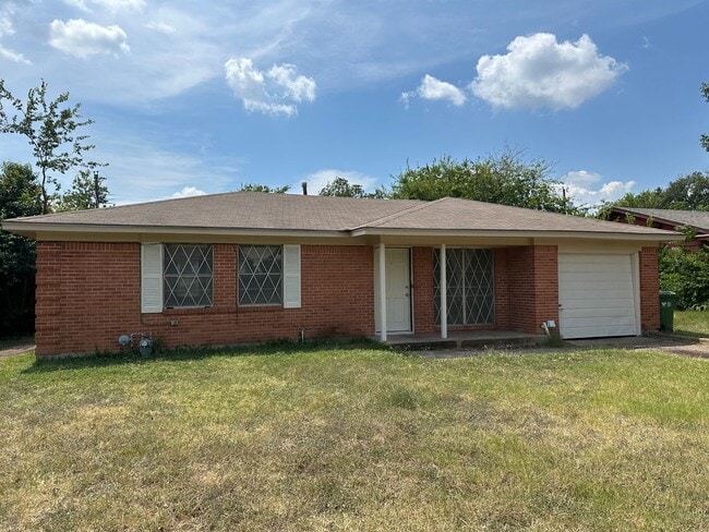 Building Photo - 1106 La Porte Dr Rental