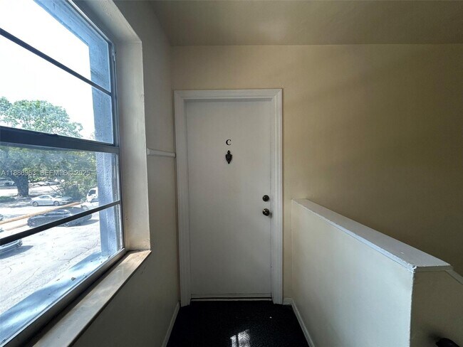 Photo - 7865 SW 57th Ave Unidad 47C