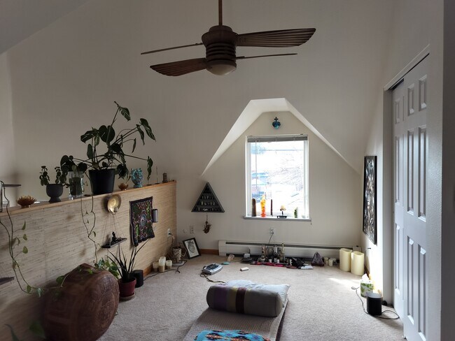 Photo - 2191 S Sherman St