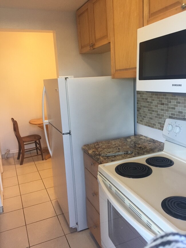 Photo - 2045 NE 24th Ave Unit 9