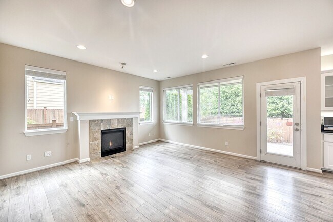 Photo - Spacious 4-Bed Home in the Northshore School District