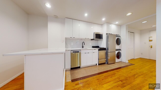 174 Second Avenue - 174 Second Avenue Apartment Unit 3c